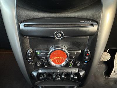 2016 BMW Mini - Thumbnail