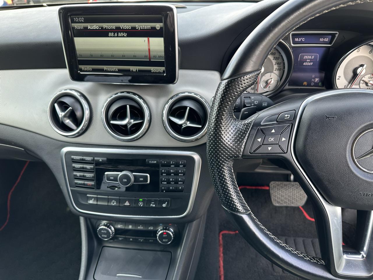2015 Mercedes-Benz Gla180